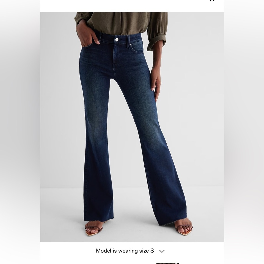 Express Mid Rise Dark Wash Raw Hem FlexX '70s Flare Jeans, size small